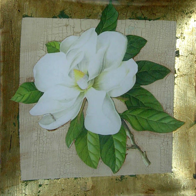 8″ Plate – Hand Cut Magnolia with Crackle Background and Gold Leaf Border